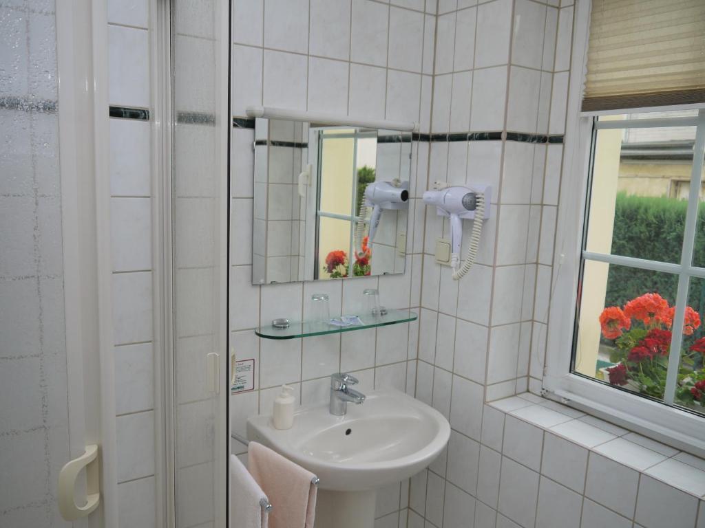 Hotel Gr\u00FCnaer Hof Chemnitz Zimmer foto