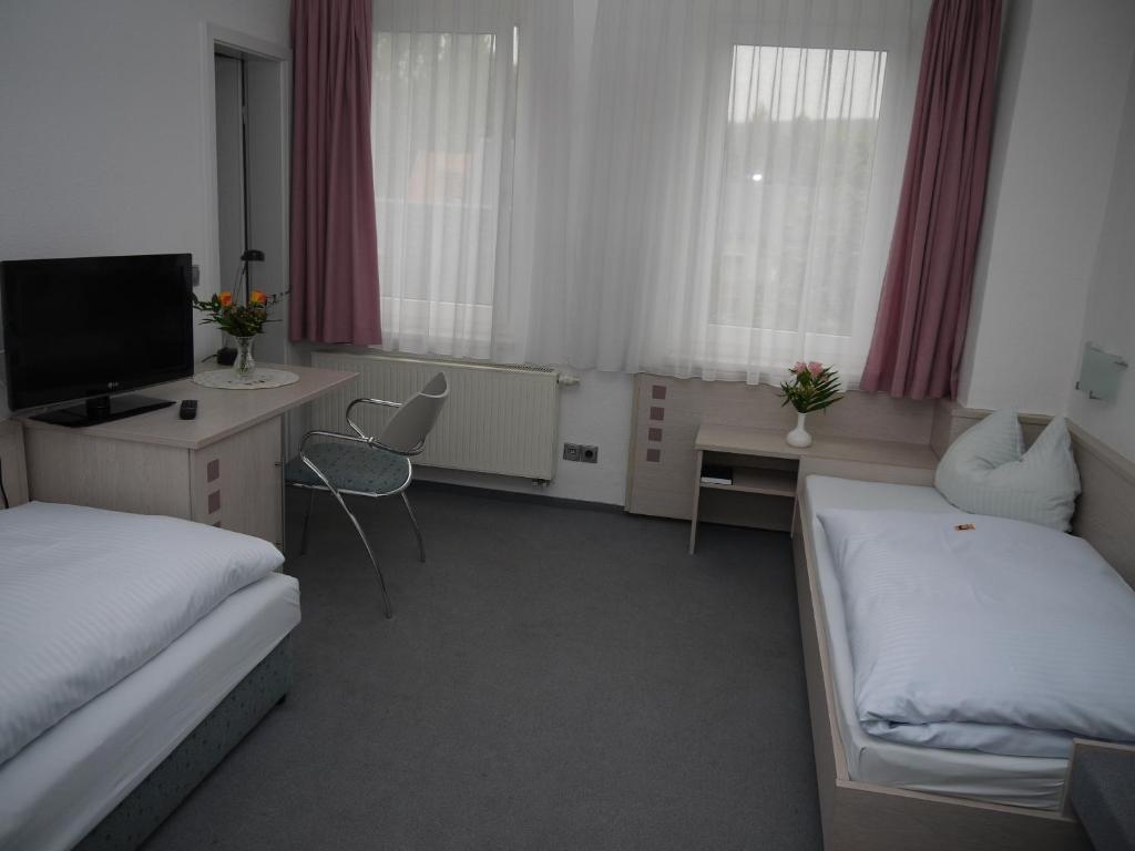 Hotel Gr\u00FCnaer Hof Chemnitz Zimmer foto
