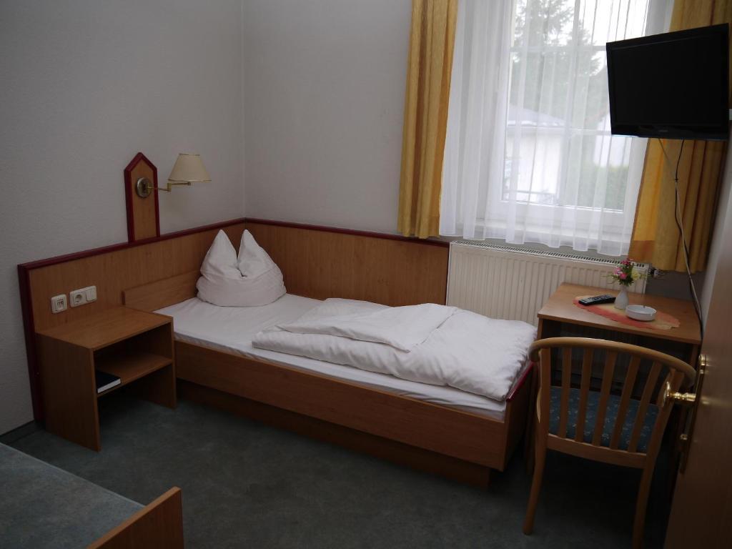 Hotel Gr\u00FCnaer Hof Chemnitz Zimmer foto